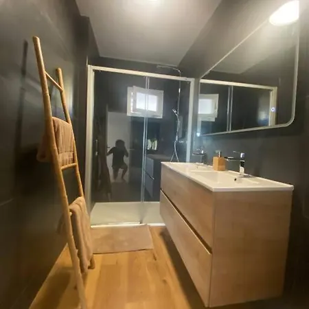 Apartment Superbe Avec Vue Mer Exceptionnelle - Refait A Neuf !